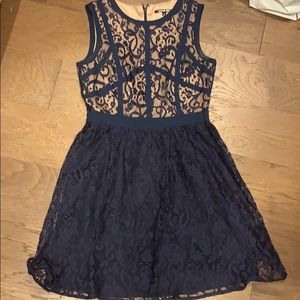 Gianni bini lace dress